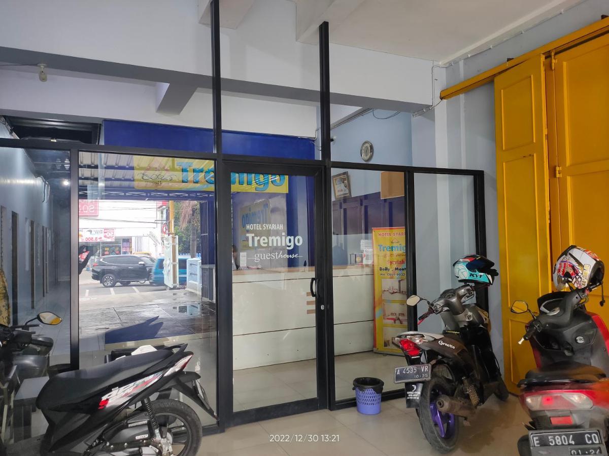 Hotel Syariah Tremigo Guesthouse Cirebon Exterior foto